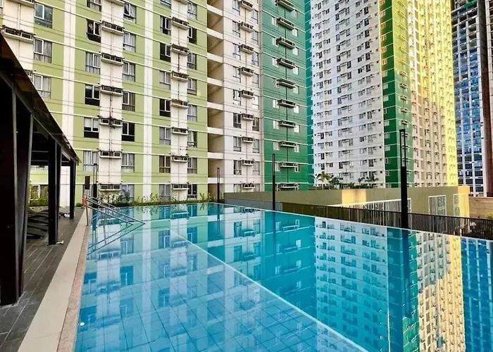 Vibe Inside It Park Cebu